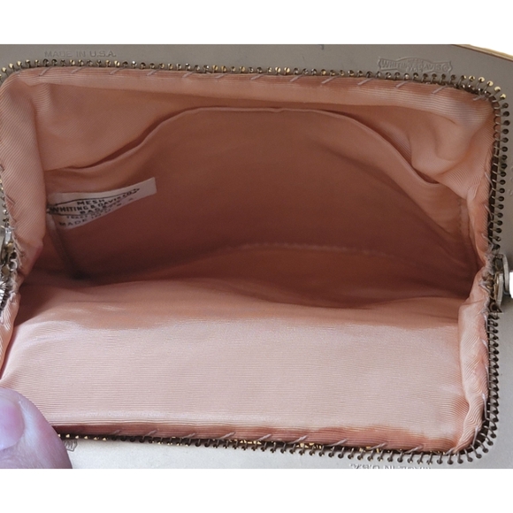 Whiting & Davis Co Gold Mesh Evening Bag - Picture 8 of 11